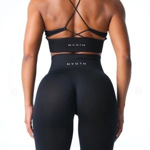 NVGTN Black shape seamless leggings size Medium